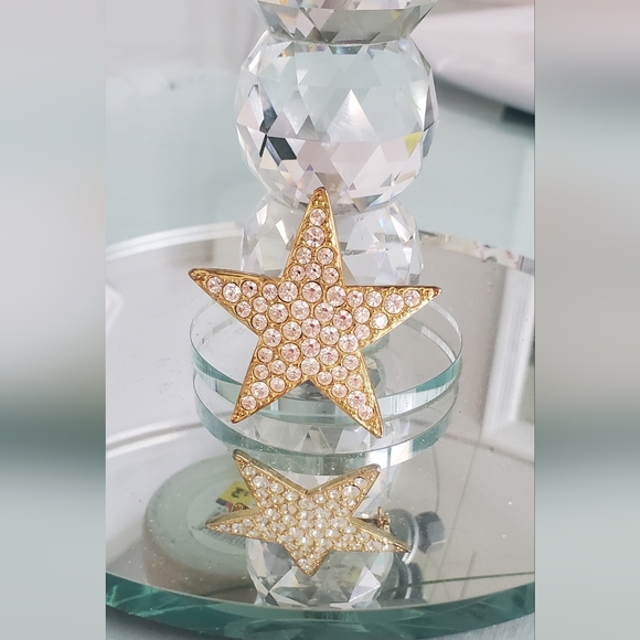 💚5/$25 Vintage 2" Gold Star Crystal Brooch Pin Rhinestone Sparkle Statement - Picture 1 of 5